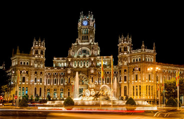 Fototapeta premium Plaza Cibeles, Madryt, Hiszpania - nocą