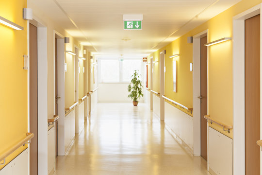 Krankenhausflur01