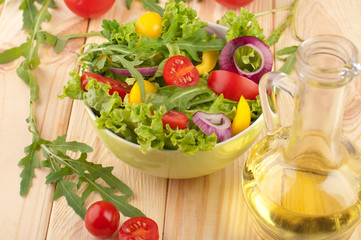 Fresh salad with tomatoes pepper and onions