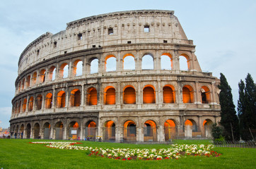 Naklejka na ściany i meble Colosseum at Dusk, Rzym Włochy