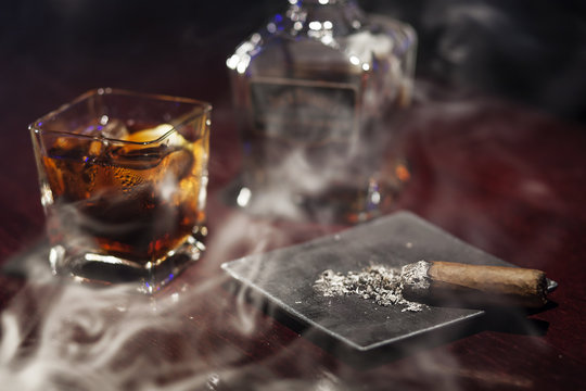 Whiski i cygaro