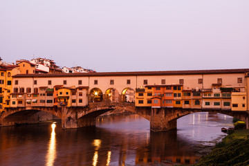 Naklejka premium Ponte Vecchio Bridge Across Arno River in Florence at Morning, I