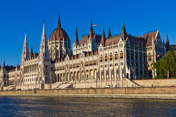 Fototapeta na wymiar Węgierski parlament