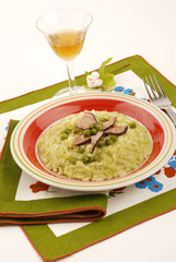 RISOTTO CON FUNGHI E PISELLI