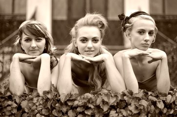 Retro girls