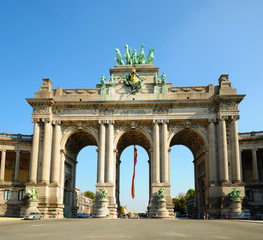 Fototapeta na wymiar Triumph Arch Cinquantennaire Parc w Brukseli