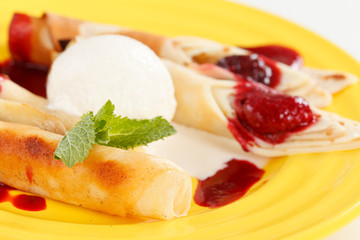 Pancakes with Ice Cream and Sauce