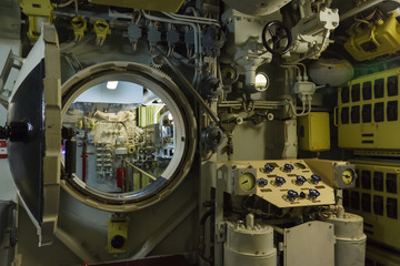 Round bulkhead