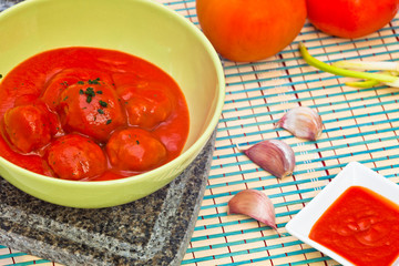 Meatballs with tomato sauce