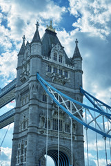 Fototapeta na wymiar Wieża Struktura detail Bridge, Londyn. Most jest 244 m le