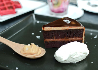 Caramel cake with cream and sea salt