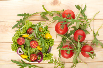 Fresh salad with tomatoes pepper and onions