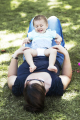 mamma e bimba gioco