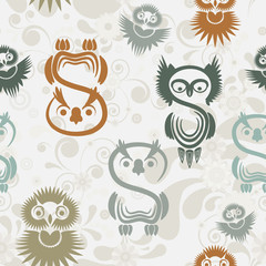 Seamless pattern with various owls on a neutral background.