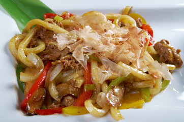 udon with meat and vegetables