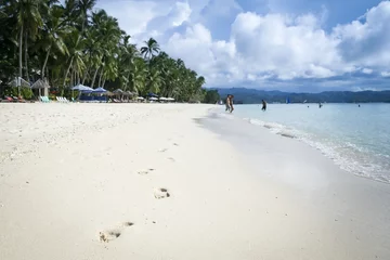 Papier Peint photo Plage blanche de Boracay les gens sur la plage blanche de boracay aux philippines