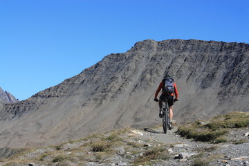 Obraz premium VTT dans les Alpes