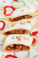 Apple strudel