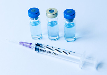 Vaccines and syringe