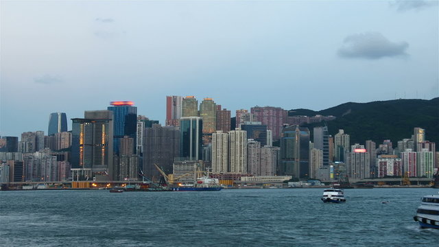 Sunset at Hong Kong harbour, timelapse