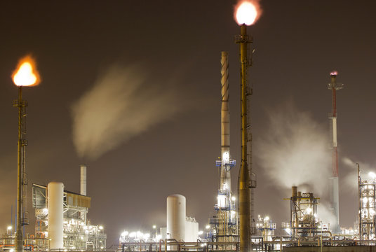 A large oil-refinery plant at night