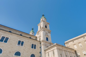 Fototapeta na wymiar Katedra w Salzburgu (Salzburger Dom) w Salzburg, Austria