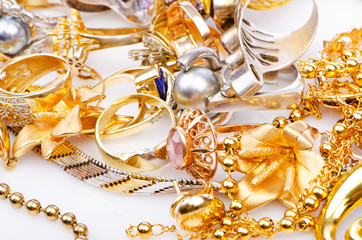 Large collection of gold jewellery
