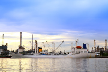 Oil refinery And barges