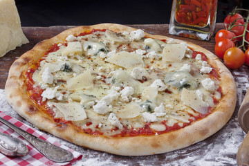 Pizza Quattro Formaggi - 45719423