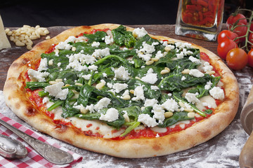 Pizza Spinaci - 45719426