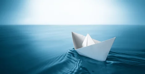 Fotobehang paper boat © Okea