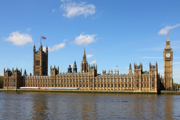 Fototapeta na wymiar Houses of Parliament i Big Ben w Westminster, Londyn.