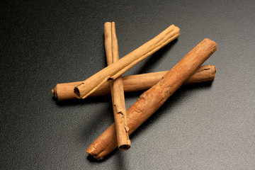 Bastoncini di cannella