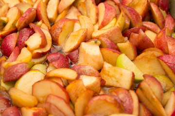 apple cooked with sugar