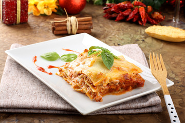 Lasagna with tomato and bechamel sauce - 45750275