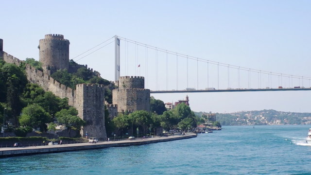 Fatih Sultan Mehmet Bridge and Rumelihisarı fortress