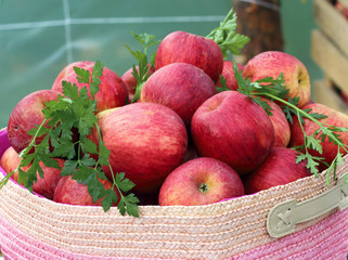 Red apples basket
