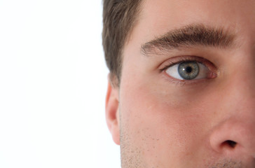 Fototapeta premium Regard pénétrant d'un jeune homme