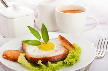 Breakfast from the fried eggs and coffee, Provencal style