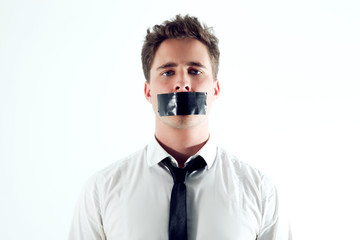 Ne pas avoir le droit à la parole