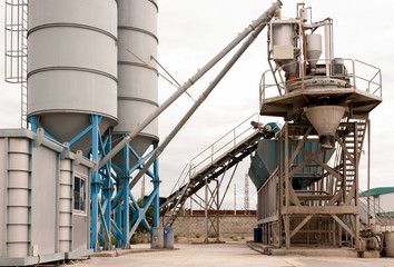 Support activities for the construction of a highway