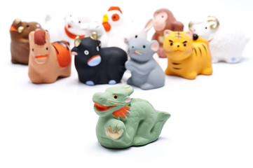 Naklejka premium 竜と十二支の正月イメージ