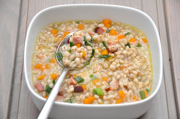 Graupensuppe