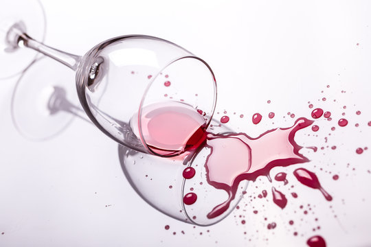 Verre renvers&eacute;