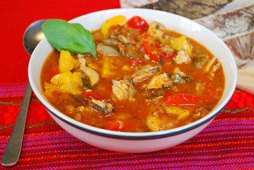 ungarische Fischsuppe