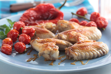 Chicken wings with vegetables