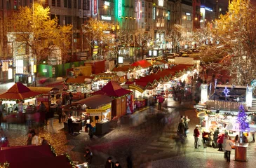 Fensteraufkleber Christmas Markets in San Venceslao Square - Prague © Antonio Gravante