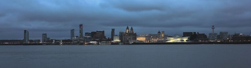 Fototapeta premium A View of Liverpool and the Mersey River at Night