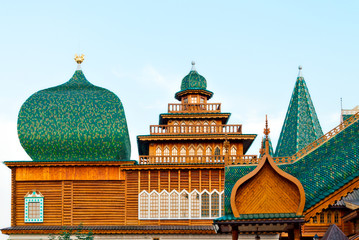 Domes, poppy-heads and cupolas of the wooden palace