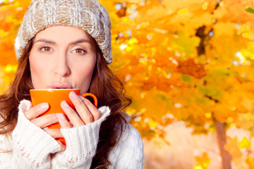 im herbst etwas trinken